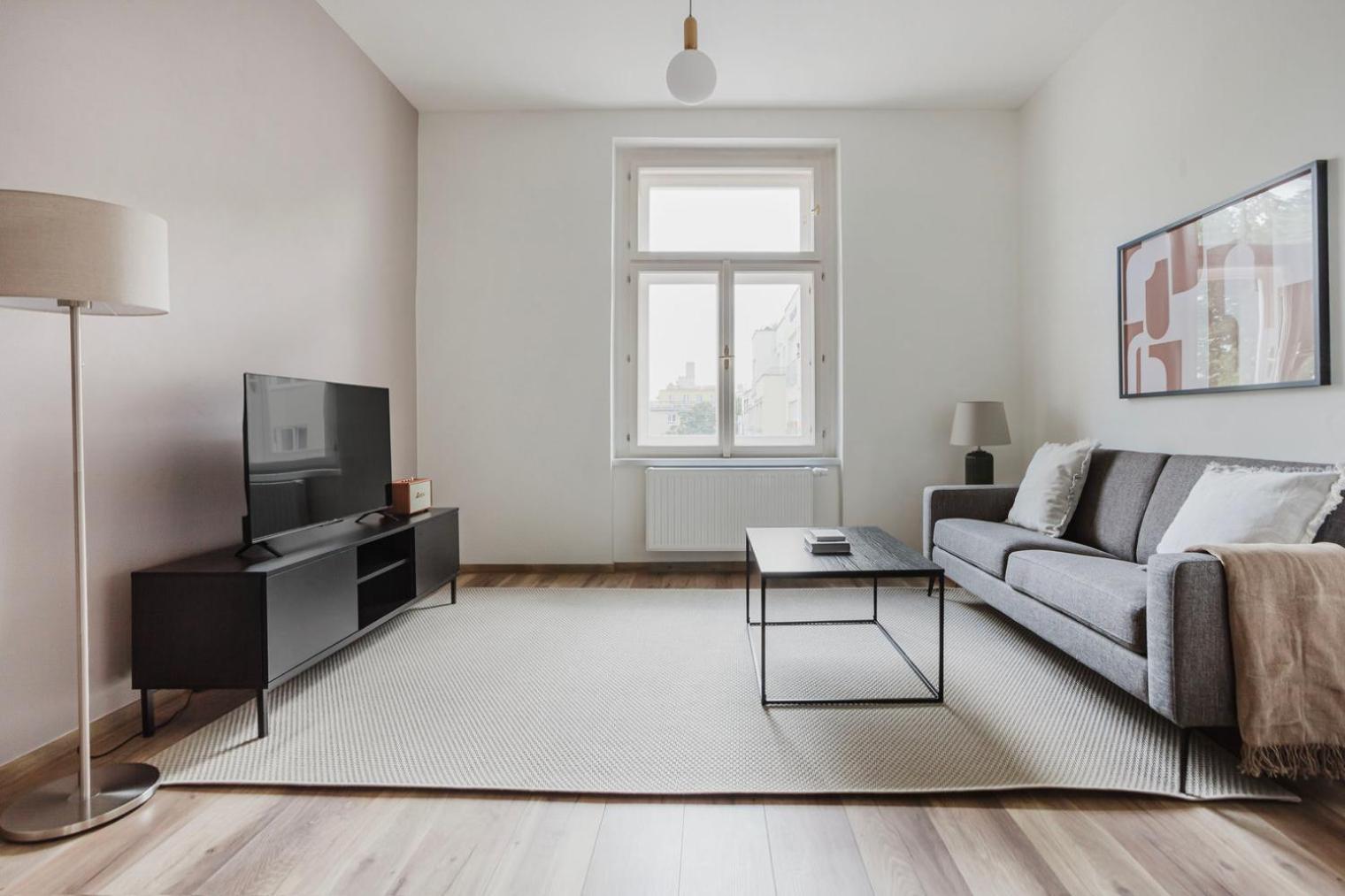 Apartment Blueground 10 Renovated Furnished Prg-17 *